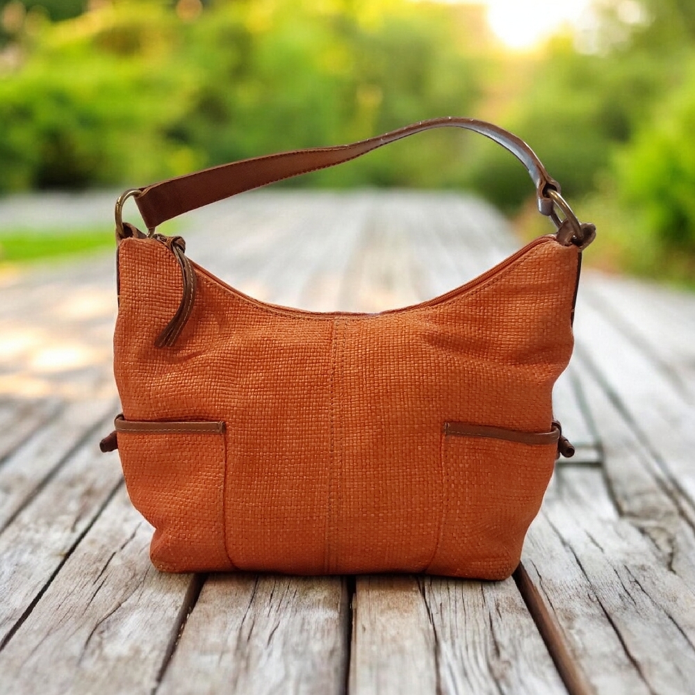 Vintage Fossil Classic 1954  hobo bag  orange woven raffia Leather Trim